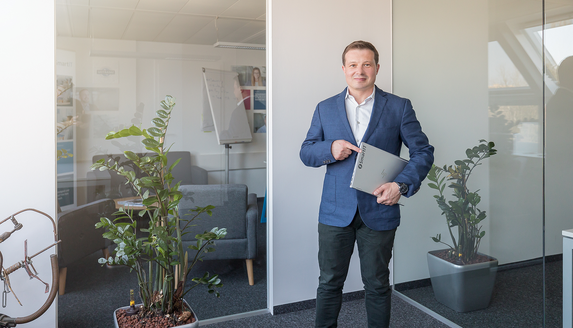 SmartIT-Header-Aladin-Steiner